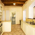 Lungolago Apartament *