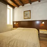 Lungolago Apartament *