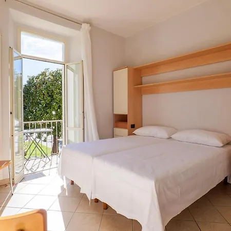 Lungolago アパート *