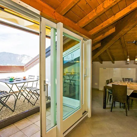 アパート Lungolago